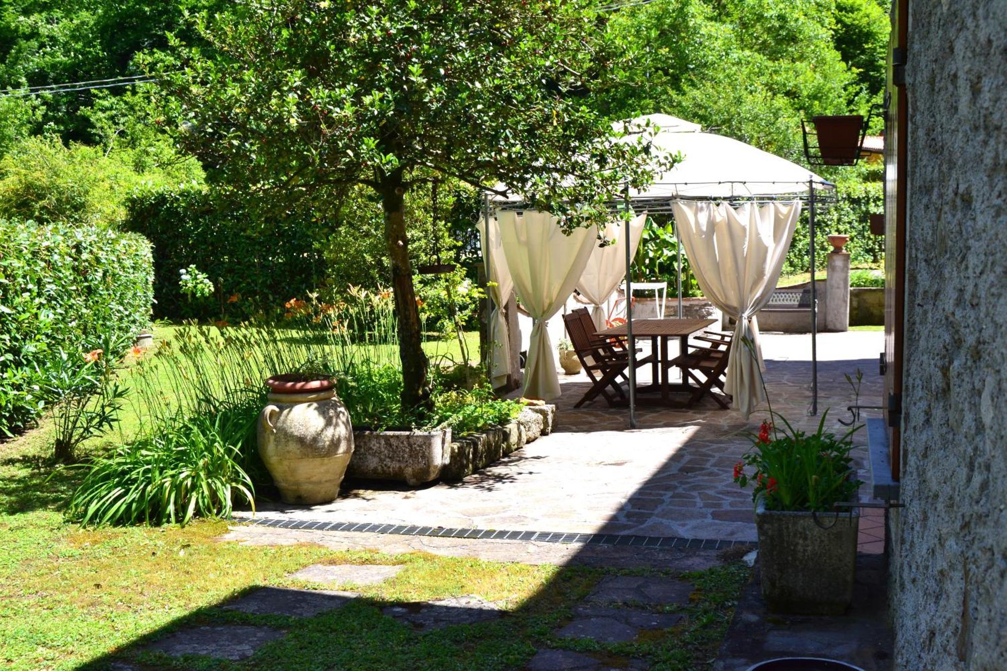 Casa Vacanze Il Boscaccio "Casa Massimo" Fornovolasco Ngoại thất bức ảnh